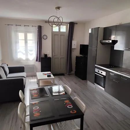 Meuble Centre Ville- Gare Cotterets Apartment Villers-Cotterets (Aisne)