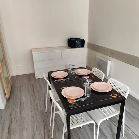 Meuble Centre Ville- Gare Cotterets Apartment Villers-Cotterets (Aisne)